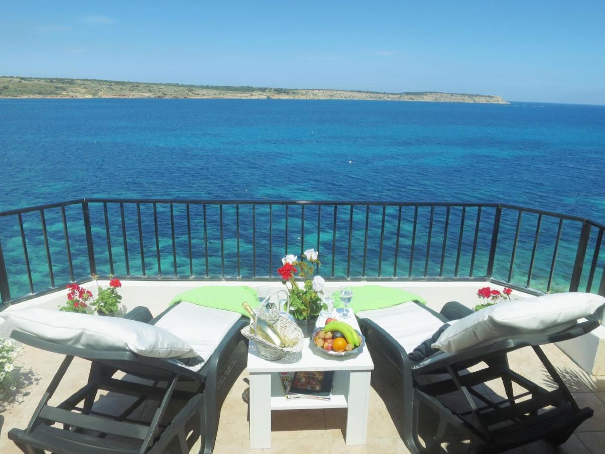 Maltaholiday Seafront Penthouse Apartment Mellieha Luaran gambar